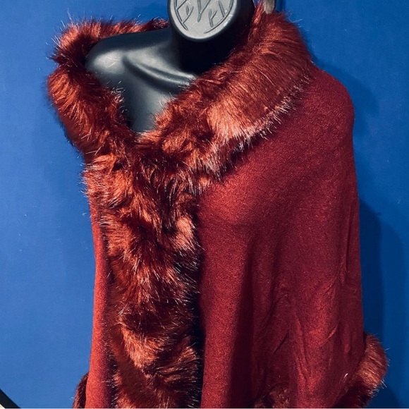 Source Unknown Sweaters - Burgundy Faux Fur Trimmed Poncho - OSFM Elegant Final Sale